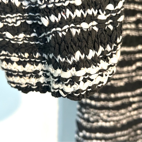Eileen Fisher Women's Black and White Striped Nubbly Cotton‎ Sweater in Size XL - Picture 7 of 12